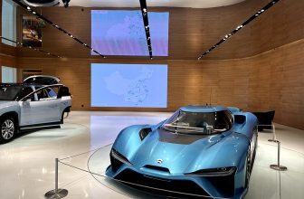 NIO EP9 Car Show room digital signage & video wall
